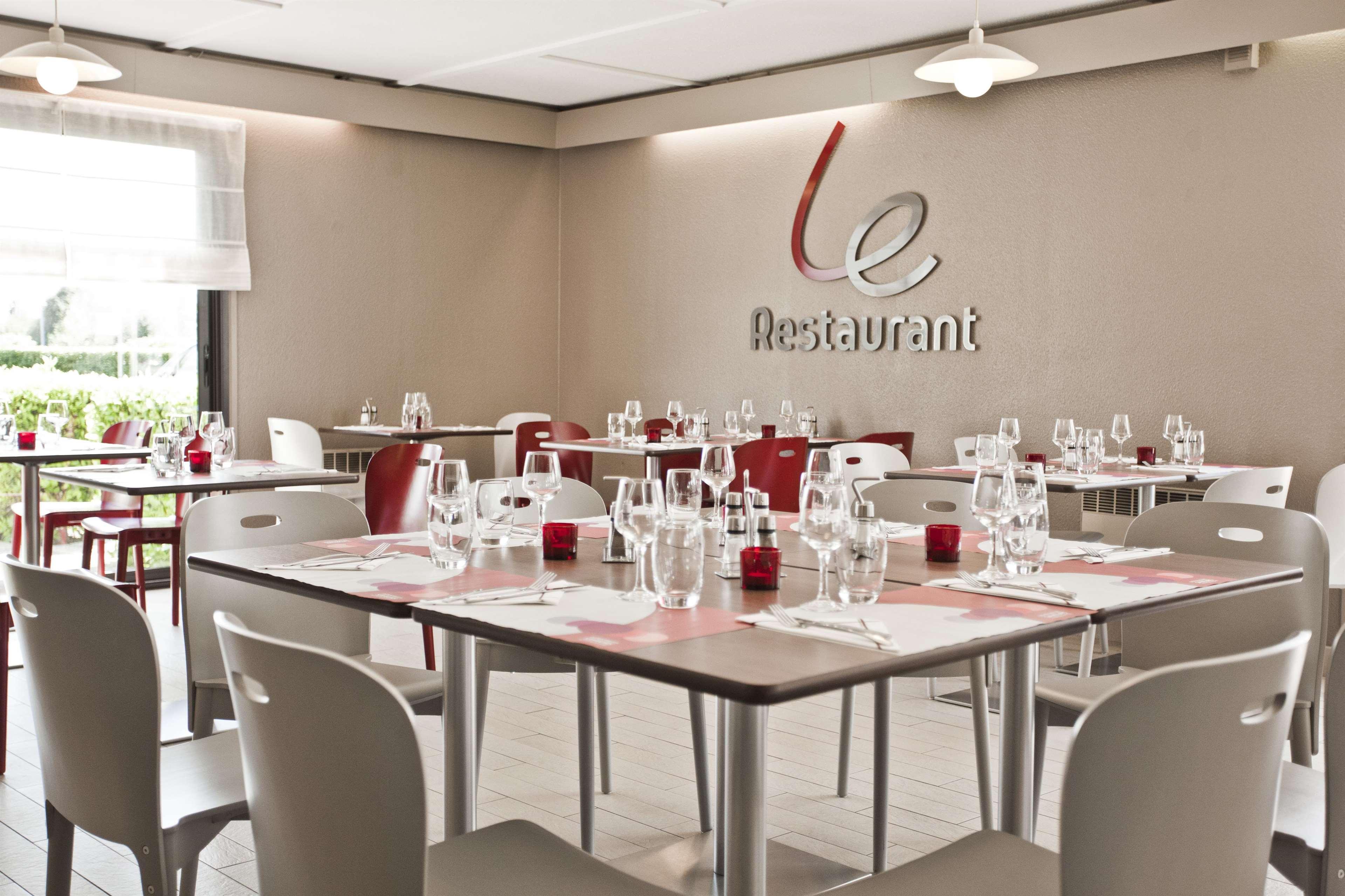 Hotel Campanile Strasbourg Aeroport Lingolsheim Экстерьер фото